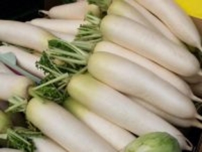 切って混ぜるだけ！ 5分で完成「腸活大根サラダ」がパリパリ美味しい。最新研究でわかった健康効果も