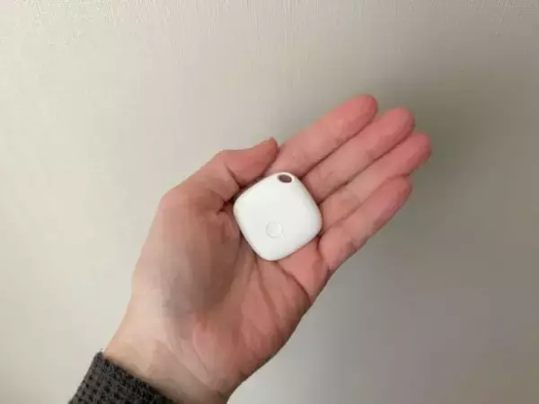 「もう出がけに「鍵がない！」と焦らない。ダイソーで1000円の“紛失防止タグ”、買ってみたら快適すぎた」の画像