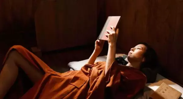 「死刑判決を受けて「バンザイ！」と叫んだ23歳女性―たったひとりで国家と闘った金子文子を、没後100年で映画化した理由｜浜野佐知監督✕菜葉菜・対談」の画像