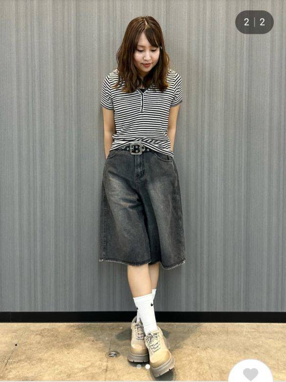 夏の服装で「なぜか子どもっぽくなってる人」の特徴。大人が避けたい“パンツの丈”は