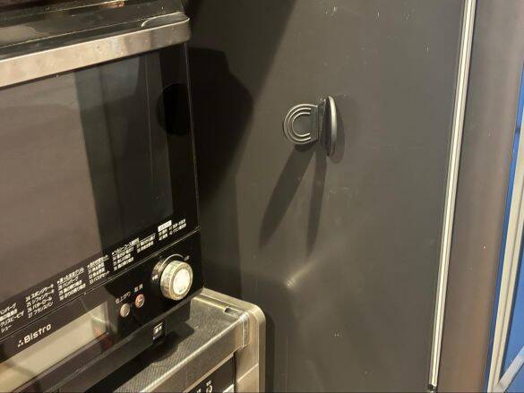 大きな鍋つかみの出番が激減！ 二度見するほど小さい“110円の鍋つかみ代わり”、毎日使わずにいられないワケ