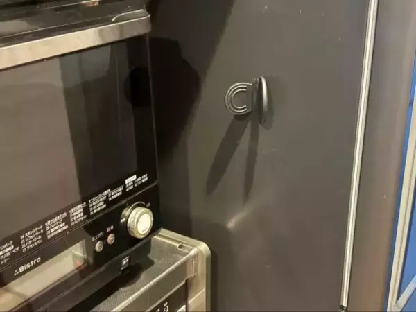 「大きな鍋つかみの出番が激減！ 二度見するほど小さい“110円の鍋つかみ代わり”、毎日使わずにいられないワケ」の画像