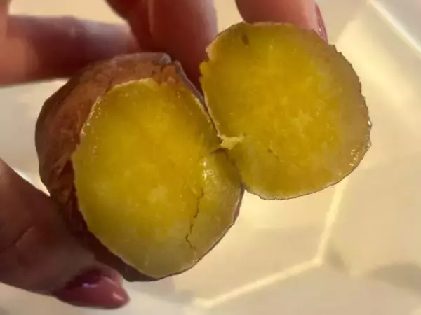 「激安スーパー「ロピア」の“コスパ最強な冷凍食品”を3つ厳選！たこ焼1kgの値段にびっくり」の画像