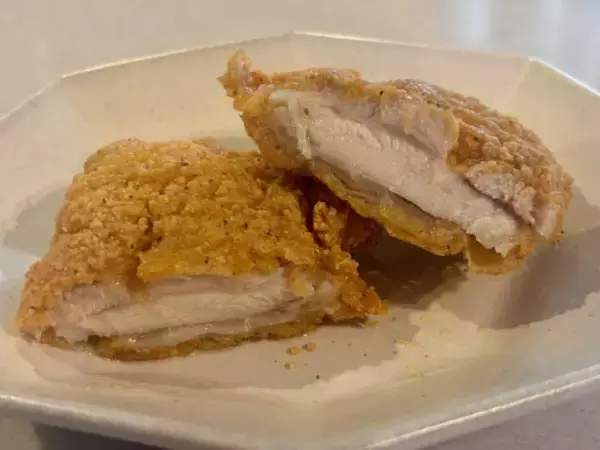 「激安スーパー「ロピア」の“コスパ最強な冷凍食品”を3つ厳選！たこ焼1kgの値段にびっくり」の画像