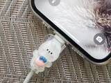 「“スマホの充電器すぐ壊れる”問題→ダイソー100円アイテムで解決！「可愛すぎてリピ買いしてる」」の画像11