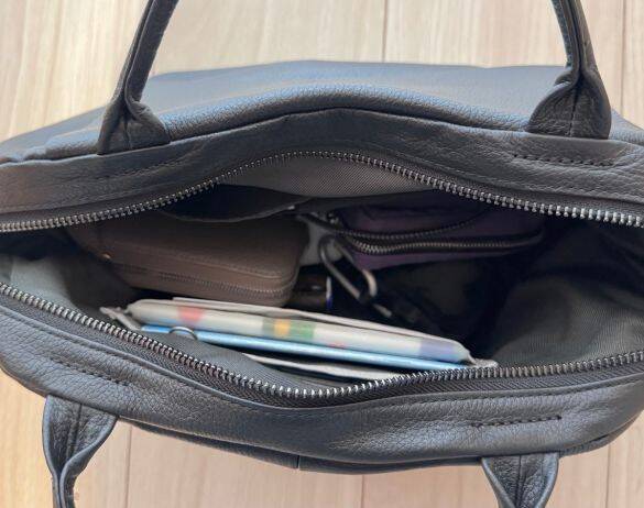 病院の受付でいつもモタつく問題、“無印490円ケース”が一瞬で解決！ 意外な名前で売られてる