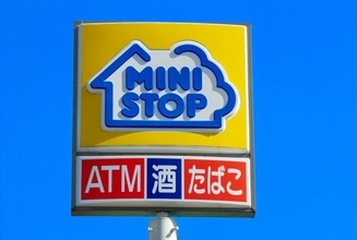 ミニストップのカツサンドが炎上「見た目パンパン、中身スカスカ」は本当か？ 実際にチェックしてみた“驚きの結果”