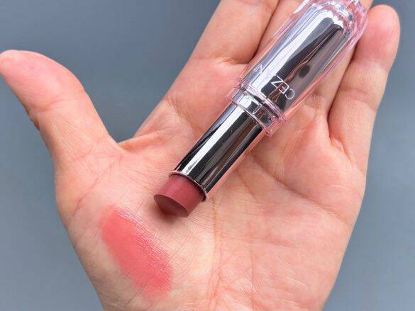 40代に多い“老け見えメイク”、実はリップが原因かも！ セザンヌ693円リップが「若見えにやたら効く」と言われる理由