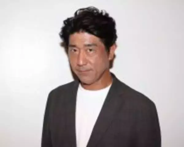 「原口あきまさ、9歳下の妻と結婚15年「向こうが動いている時にオレも動く」夫婦円満の秘訣とは」の画像