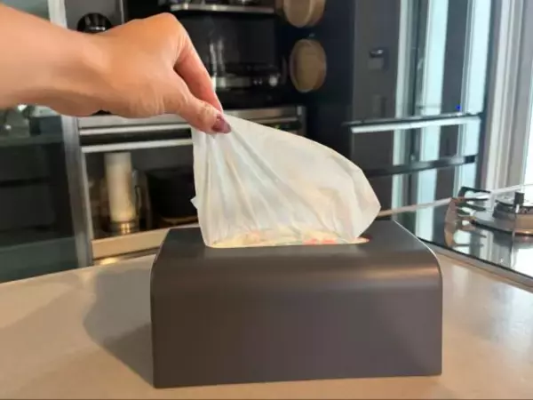 残り少ない“ソフトパックのティッシュ”異常に取りづらい問題。カインズの“398円ケース”で一発解決した