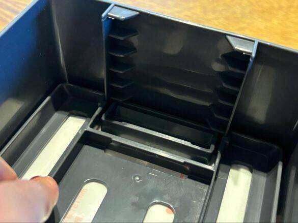 残り少ない“ソフトパックのティッシュ”異常に取りづらい問題。カインズの“398円ケース”で一発解決した