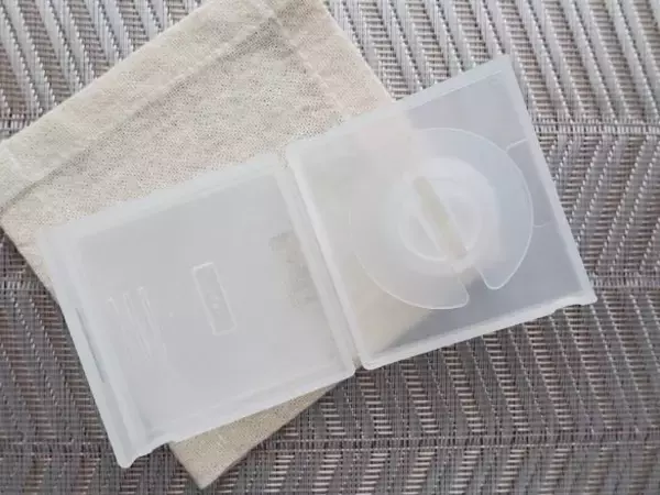 「有名女優が絶賛で話題。無印良品190円グッズで“ケーブル収納のストレス”からついに解放された！」の画像