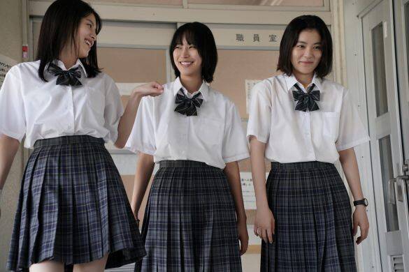 宇垣美里「掟破りであろうがやったれ！」田舎町で息苦しい毎日をおくる女子高生たちに共感したワケ