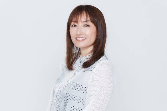 51歳・井上晴美、27年ぶりグラビア復帰。地元・熊本では子ども食堂の活動も「母親を助けたい」