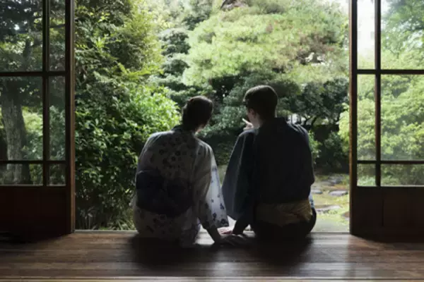「不倫旅行がテレビの生中継にうつっていた。見ていたのは…／結婚人気記事BEST」の画像