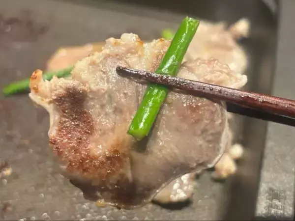 「激安スーパー「ロピア」の“味付け肉”が凄すぎる！100g 89円〜の衝撃コスパ「メガパック」から「肉だれマヨ」まで5選」の画像