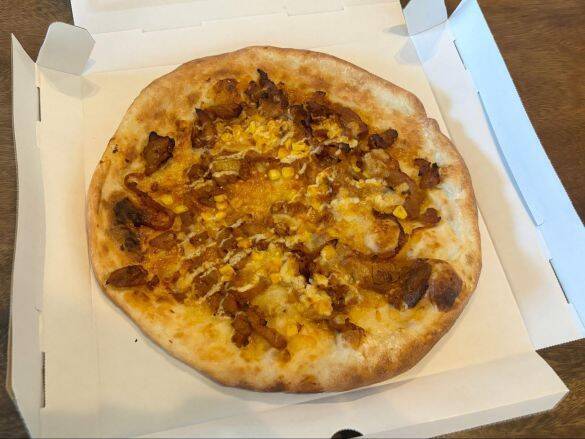 「買えば買うほどお得!?」ロピアの“おトクすぎる巨大ピザ”。直径30cmサイズが“1枚約444円”の衝撃コスパ