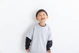 「バスで場所を占領する迷惑客が…“5歳児の一言”で態度を一変！「みるみる赤くなった」理由とは」の画像3