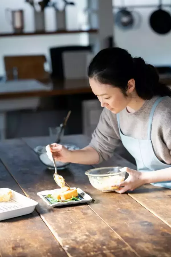 「「ほぼ自炊」って驚き！女優・黒木華が献立365日を全公開、「特製おにぎり」からマネしたい」の画像