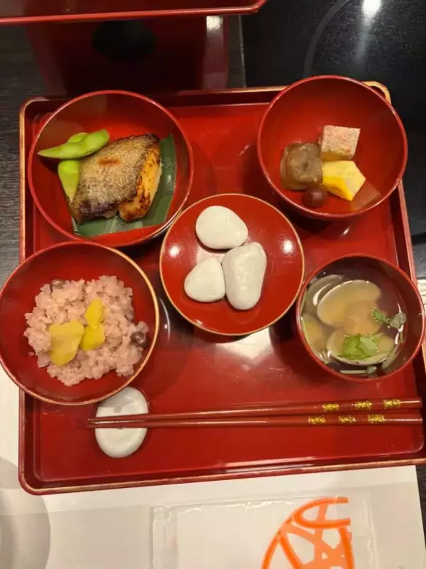 「出産したら1日20錠飲んでいた精神薬がゼロに。ADHDと精神疾患がある私が育児をしたらメンタル面が良くなった話」の画像