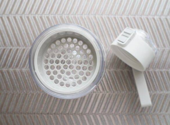 無印良品「990円クリアボトル」が“買い”だった！容器内ででいつのまにか水出し茶やコーヒーができるスグレモノ｜無印良品週間に買いたいもの