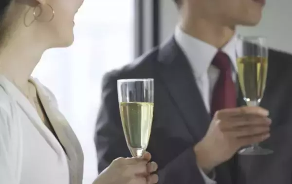 「医療従事者の30代女性に「まともな男性が寄ってこない」まさかの理由。職場での“普通”が、ご縁を遠ざけていた」の画像