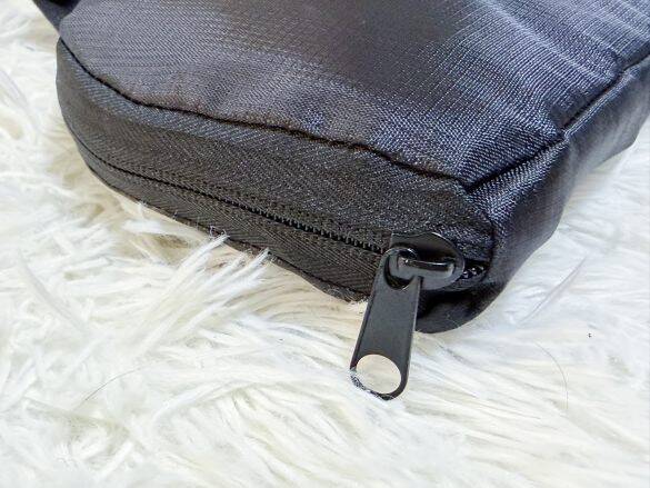 外出先で荷物が増えて両手がふさがる問題→ダイソー「折りたたみリュック」で解決！容量もばっちり