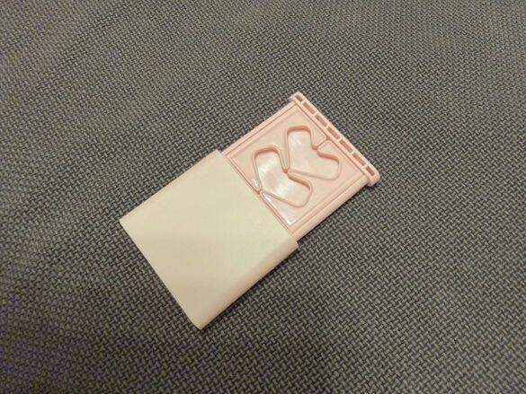 「ただの鏡じゃないの？」110円でスマホも立てられる“一石二鳥ミラー”が、ダイソーの隠れ名品だった