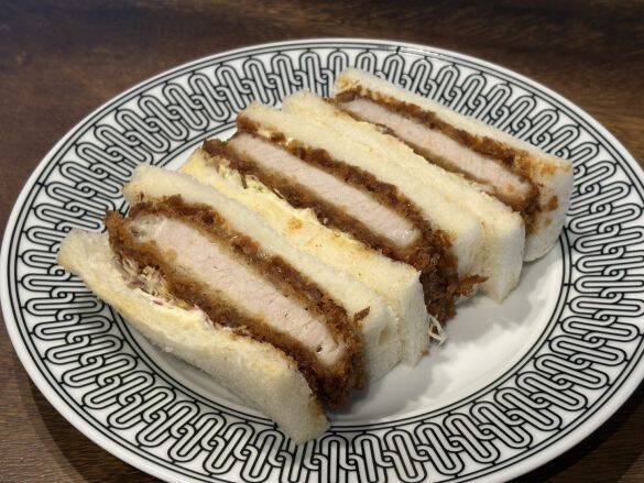 「トレンドに合わせて進化」年間200万個売れる食パンの裏側。大手スーパー内のパン屋は“専門店顔負け”だった