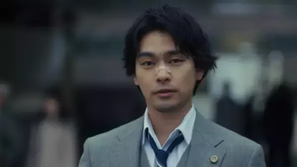 全身に入れ墨びっしり…美しき35歳俳優が、ネトフリで“狂気の変貌”。「オス感足りない」は誤解だった