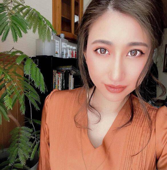 「私になりすました人の正体は…」。男性達から性的なDMが400件、被害女性が語る「20キロ痩せるほど苦しんだ5年半」