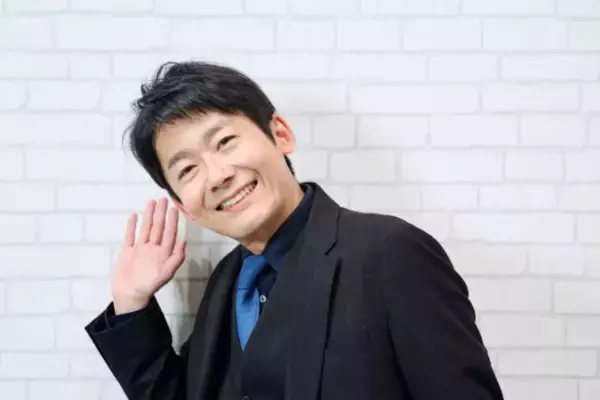 「「不仲になったら和解はしない」結成30年、芸人コンビを続けてこれた理由。“コミュ力×高学歴”という最強の関係性」の画像