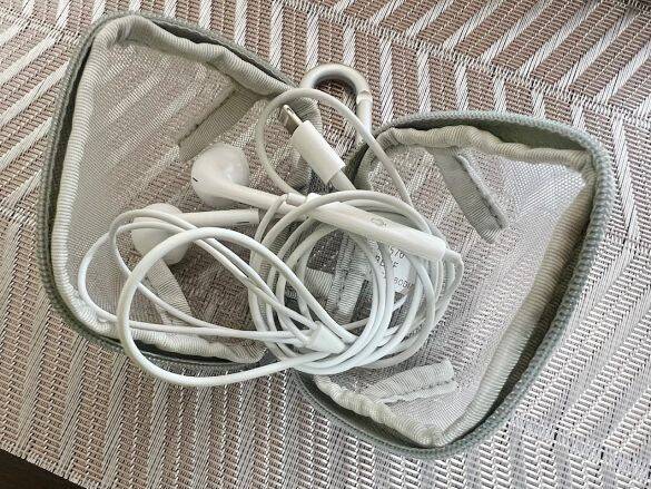 使い方が謎…スルーしていた「無印良品590円ポーチ」→買ってみたら便利すぎて衝撃を受けたワケ