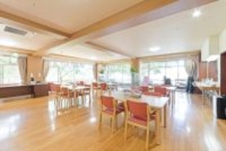 「あなた、不器用だけど“当たり”だわ」スキマバイト先の60代ベテランパートが明かした“言葉の裏側”とは