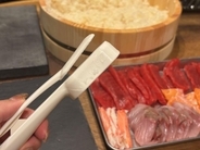 押すだけでシャリ量産！330円の“寿司パーティ爆速化アイテム”使ったら楽しすぎた。年末年始に大活躍の3COINSアイテム