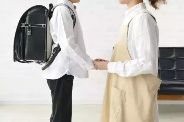 「「2か月分のお小遣いが一瞬で…」小3娘がガチャガチャで散財→“あえて止めなかった”ワケとは」の画像