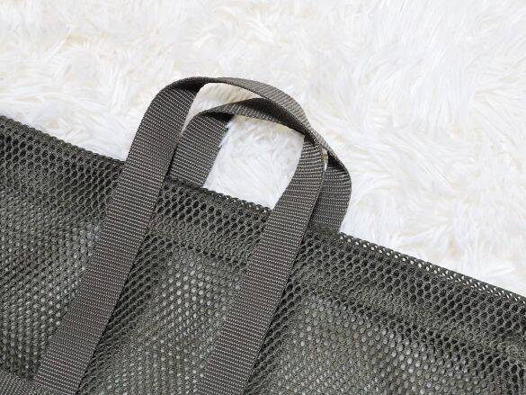 ホテルやジムでの「持ち運び問題」が解消！無印良品の隠れた名品、メッシュ巾着が優秀すぎる