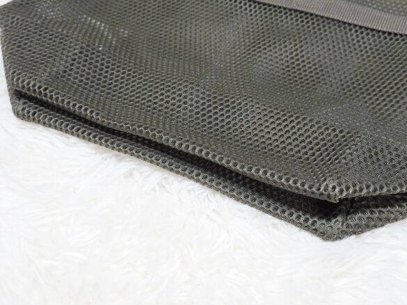 ホテルやジムでの「持ち運び問題」が解消！無印良品の隠れた名品、メッシュ巾着が優秀すぎる