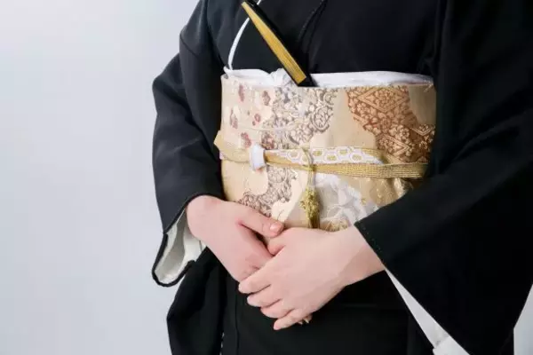 「女は結婚して一人前」うるさい親戚を一発で黙らせた、“ソボクな質問”／義実家・家族人気記事BEST