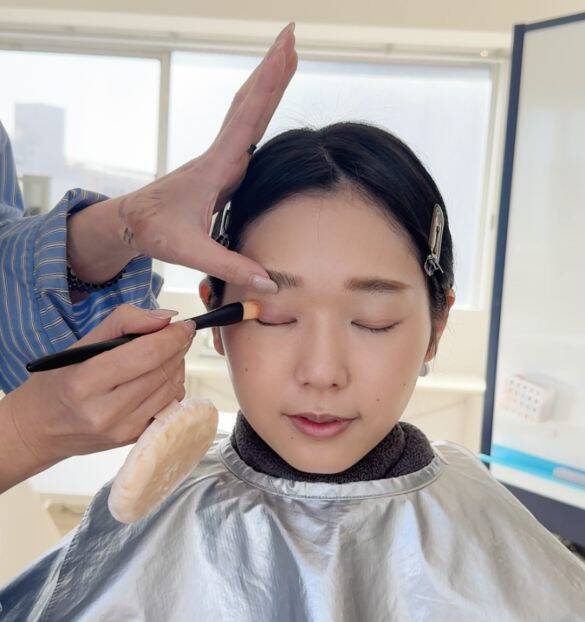 顔が地味！一重まぶた・奥二重さんの“ありがち地味メイク”と、華やか顔に激変させるコツ３つ