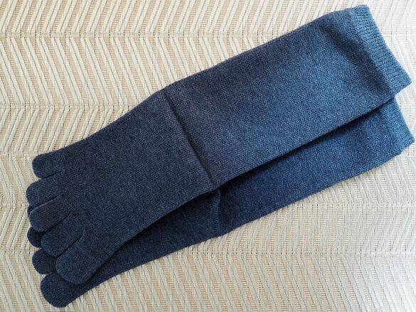 ユニクロ「ヒートテック靴下」4種を履き比べした結果！SNSで大バズり中のアイテムも