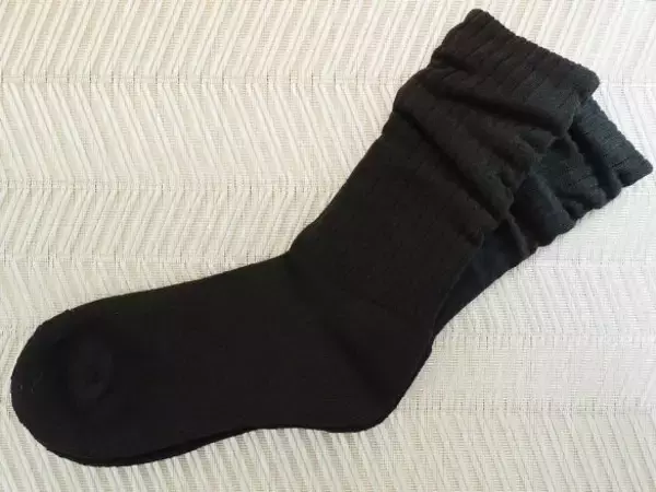 「ユニクロ「ヒートテック靴下」4種を履き比べした結果！SNSで大バズり中のアイテムも」の画像