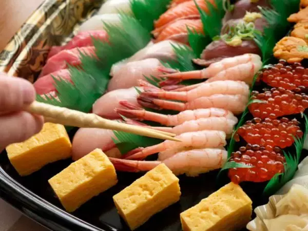 「義母がお雑煮に入れる「まさかのモノ」にゾゾッ…子どもに絶対食べさせたくない！／2025 人気記事top5」の画像