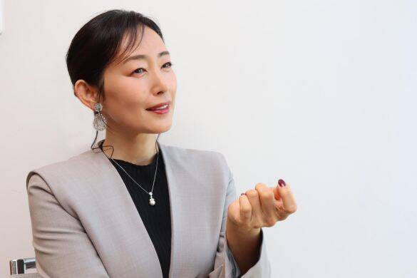 鍼治療、マッサージ…女優・木村多江の“老化との付き合い方”とは「抗っているわけではなく…」