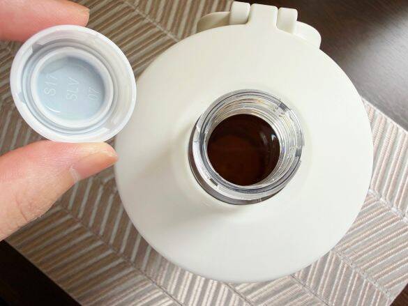 水筒よりラク！無印の「1590円ペットボトル用ホルダー」を4時間持ち歩いて驚いたこと