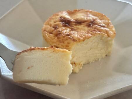 惣菜だけじゃない！ロピアの“専門店級スイーツ”が優秀すぎた。大容量プリン646円のコスパが想像以上