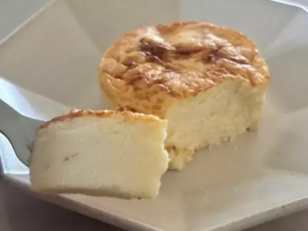 「惣菜だけじゃない！ロピアの“専門店級スイーツ”が優秀すぎた。大容量プリン646円のコスパが想像以上」の画像