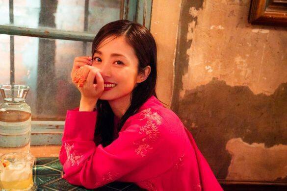 上戸彩はなぜ“M-1司会”に抜擢され続けるのか？“代わりがいない”と言われるそのワケ