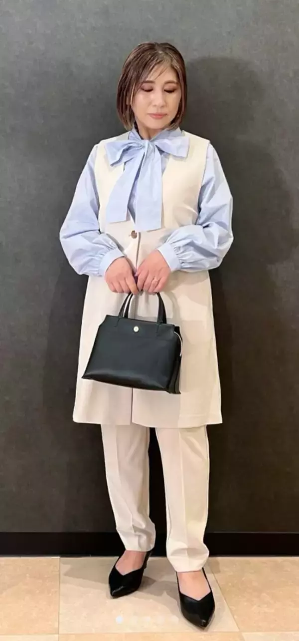 「卒業式・入学式のセレモニー服に「ジレ」は非常識？ 賛否両論の中、アパレル店員の“正直な答え”は」の画像