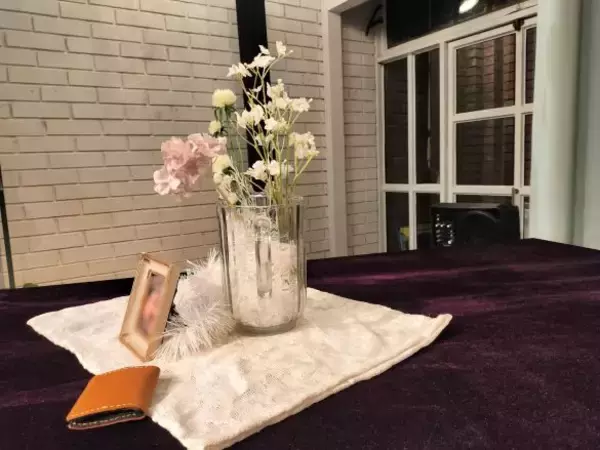 「36歳元子役『渡鬼』時代の恩人の訃報を受け、頭が真っ白に。共演者が開いたお別れ会でこみ上げた“後悔”とは」の画像